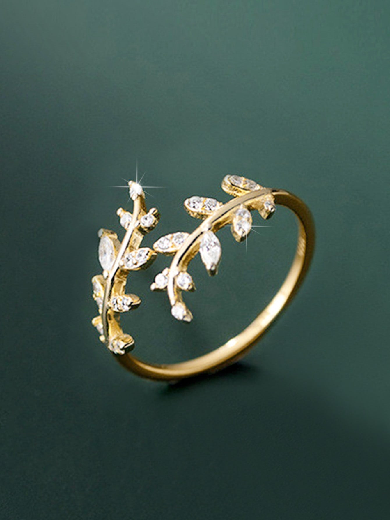 Bague ouverte zircone cubique motif feuille
