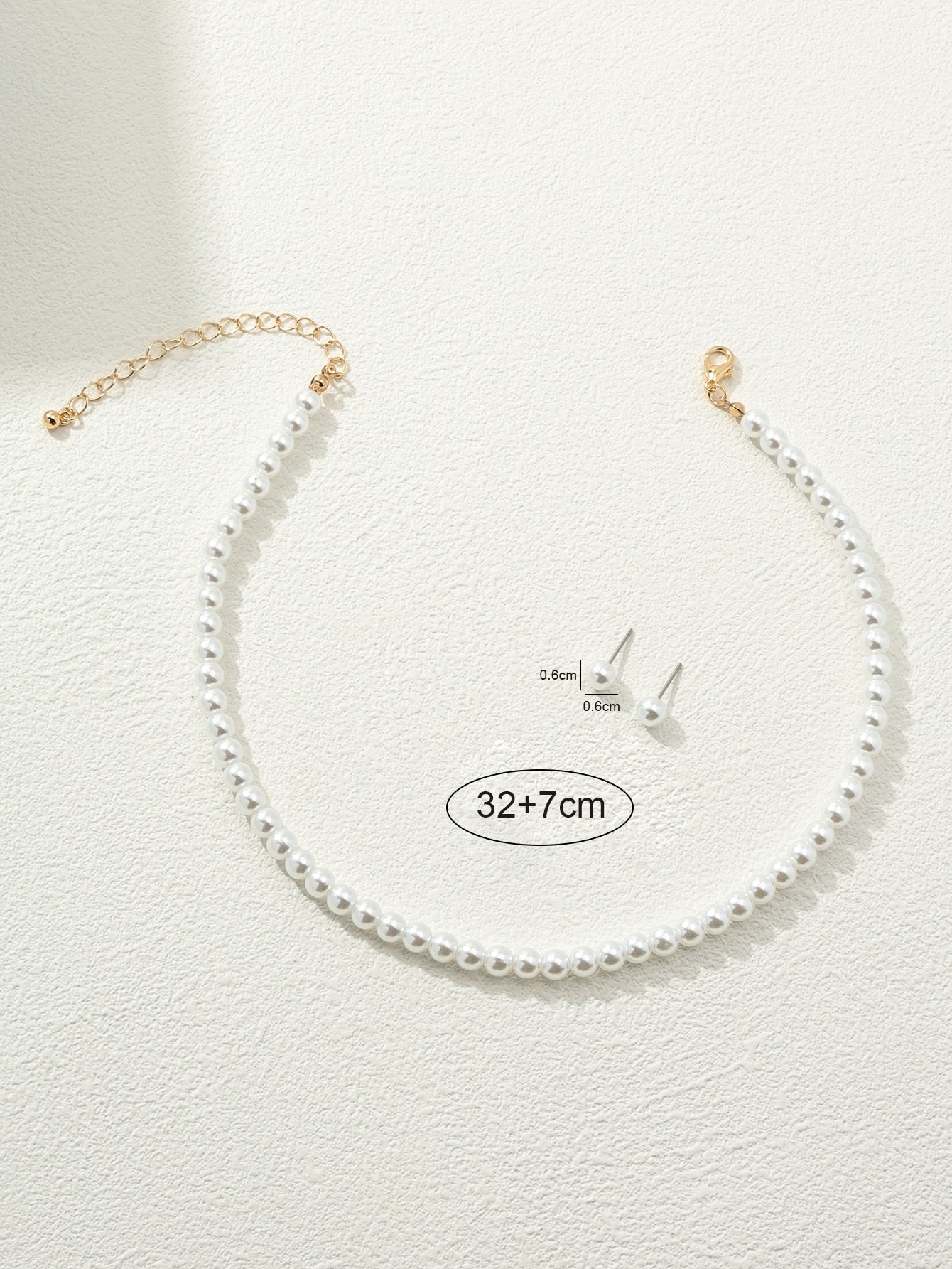 Ensemble Collier et Boucles d'Oreilles Perles Blanches Fausses