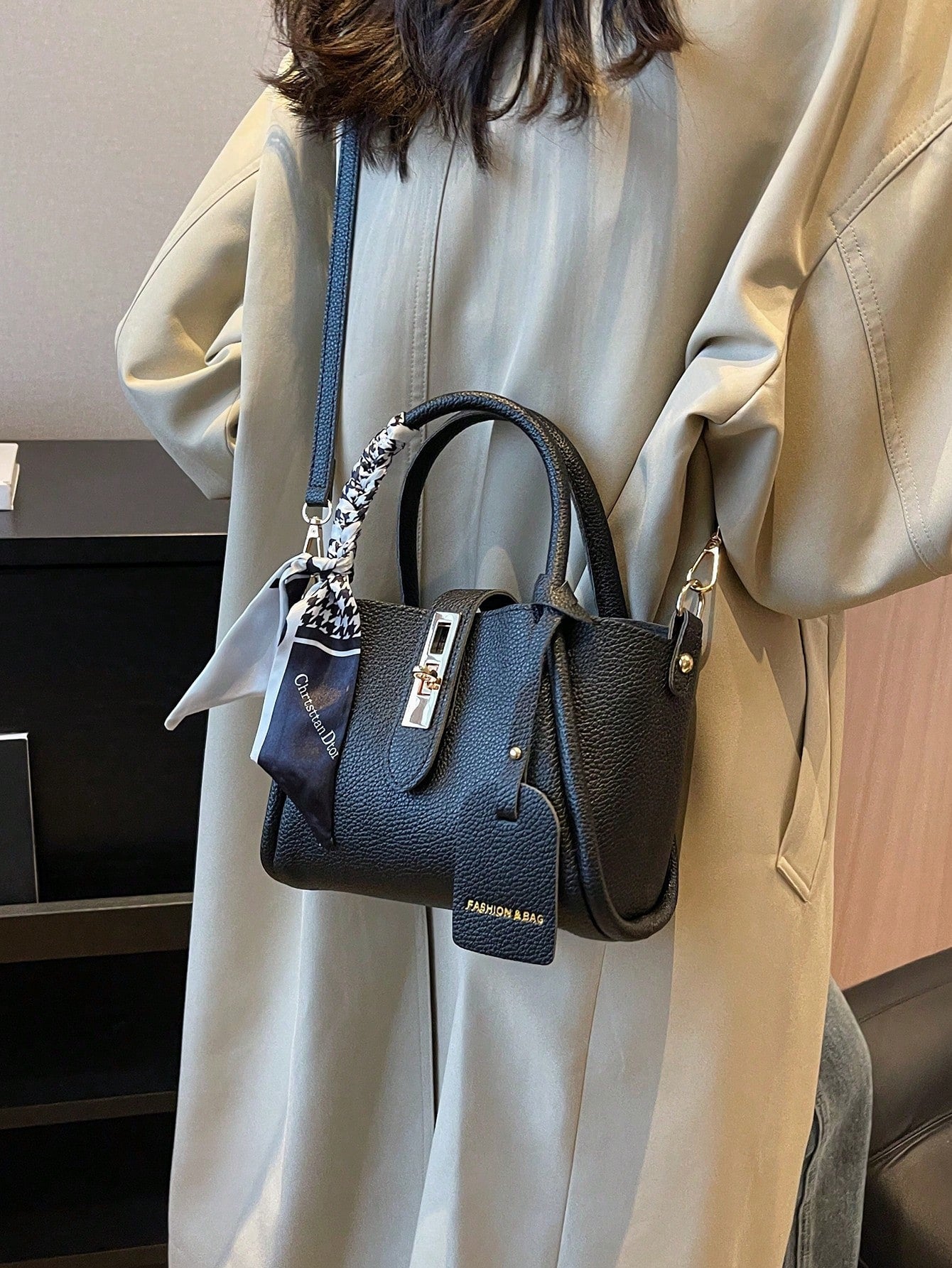 Sac à main en PU verrouillable, convertible bandoulière, avec foulard