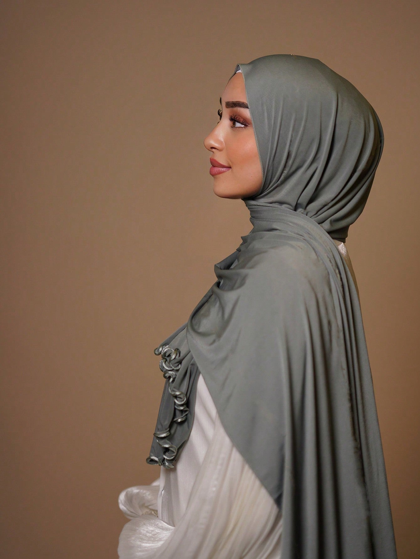 Hijab en viscose doux avec bordure ondulée - Foulard voile quotidien