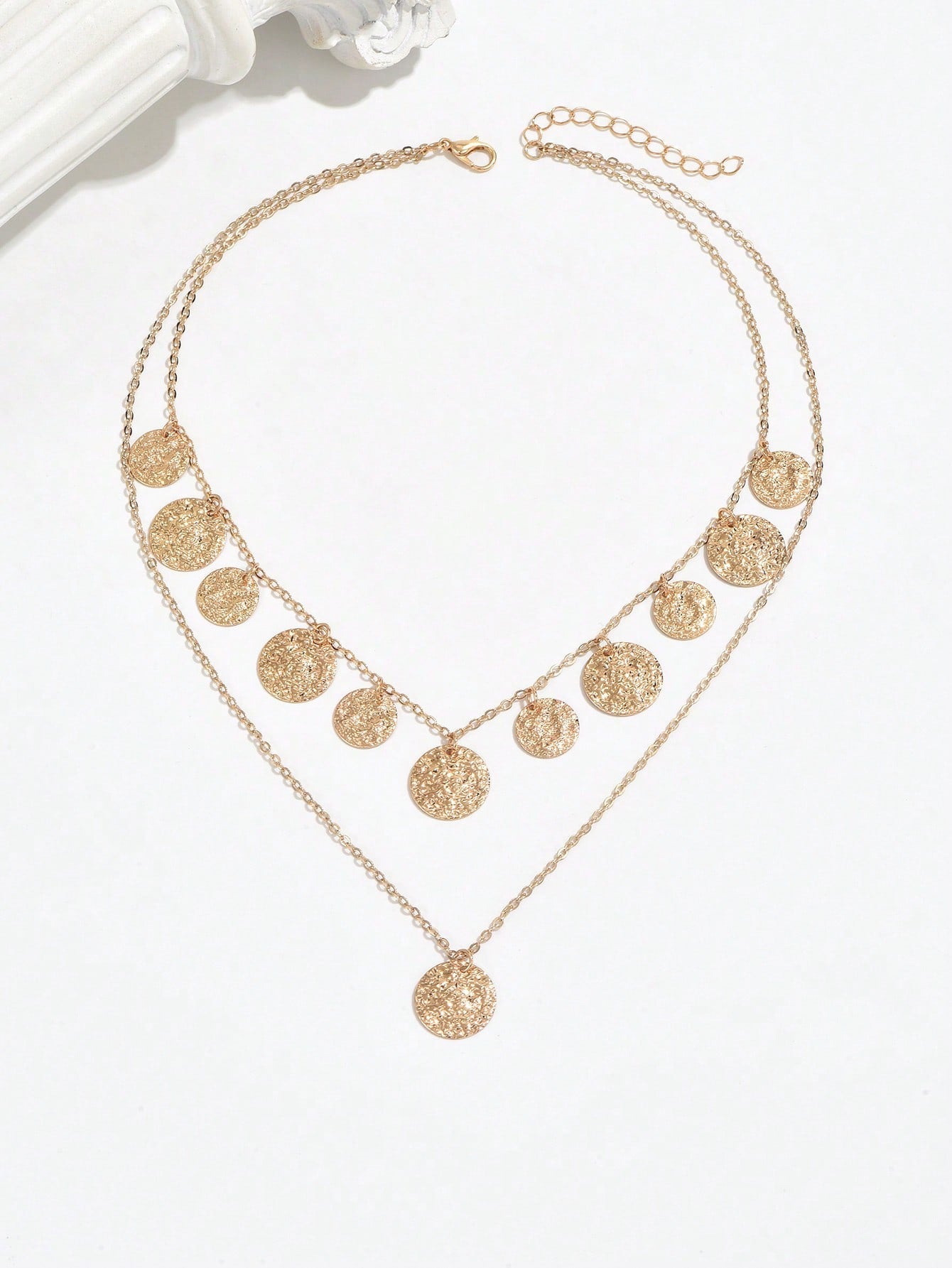 Collier pendentif pièce métal franges style punk pour femme