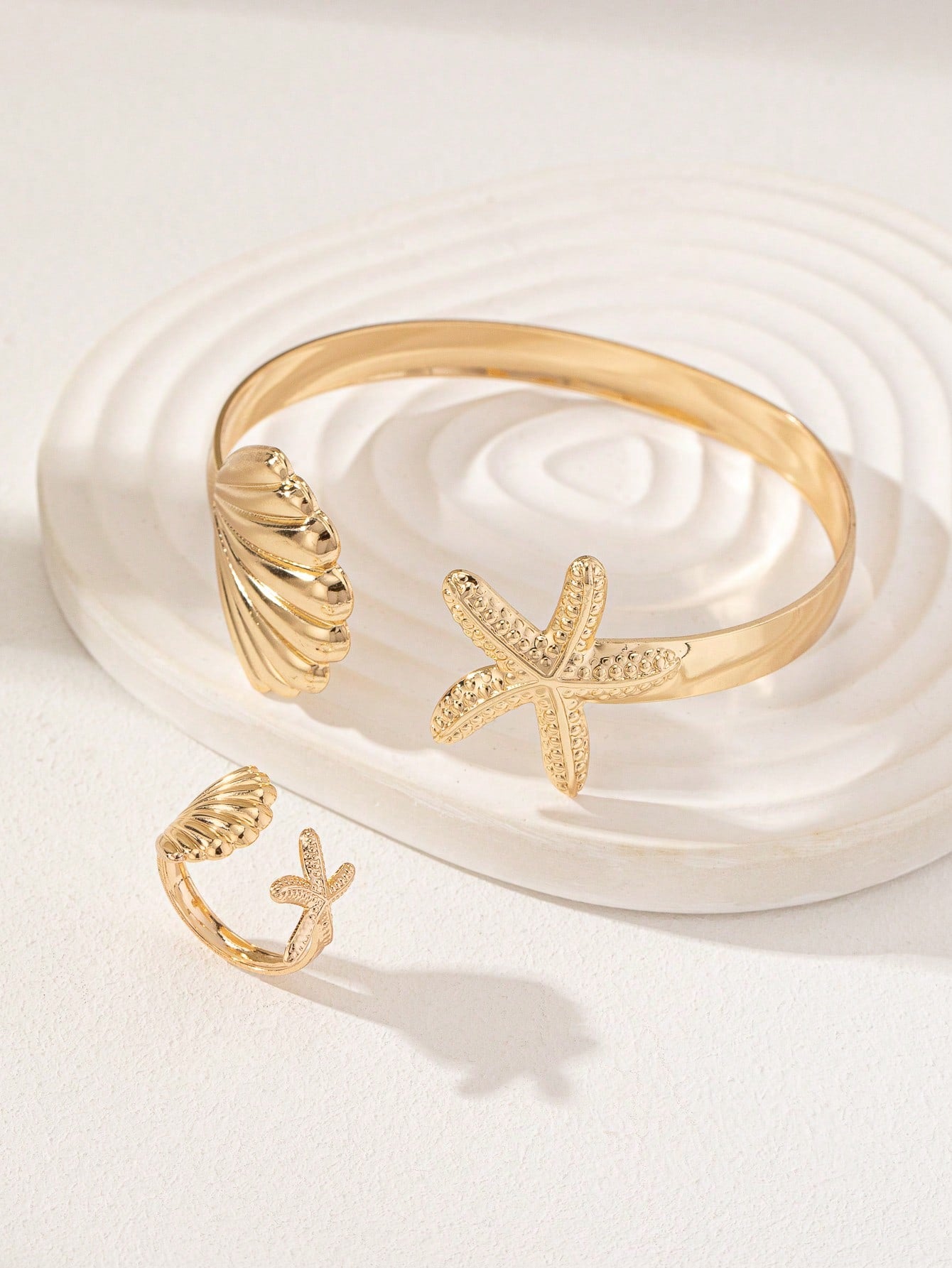 Set de bracelets et bagues étoiles de mer pour femmes