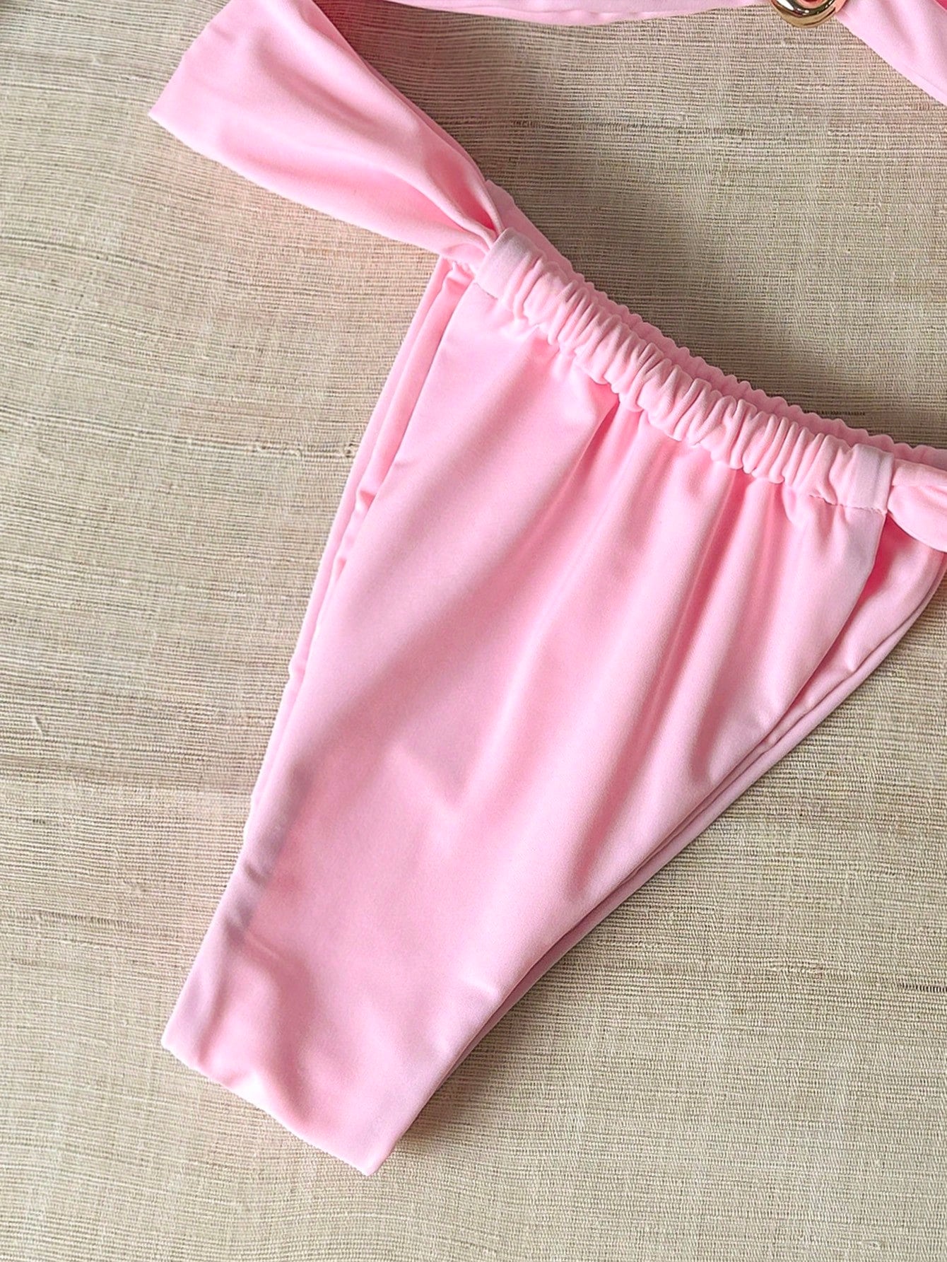 Bikini bandeau uni avec décoration métallique pour femmes