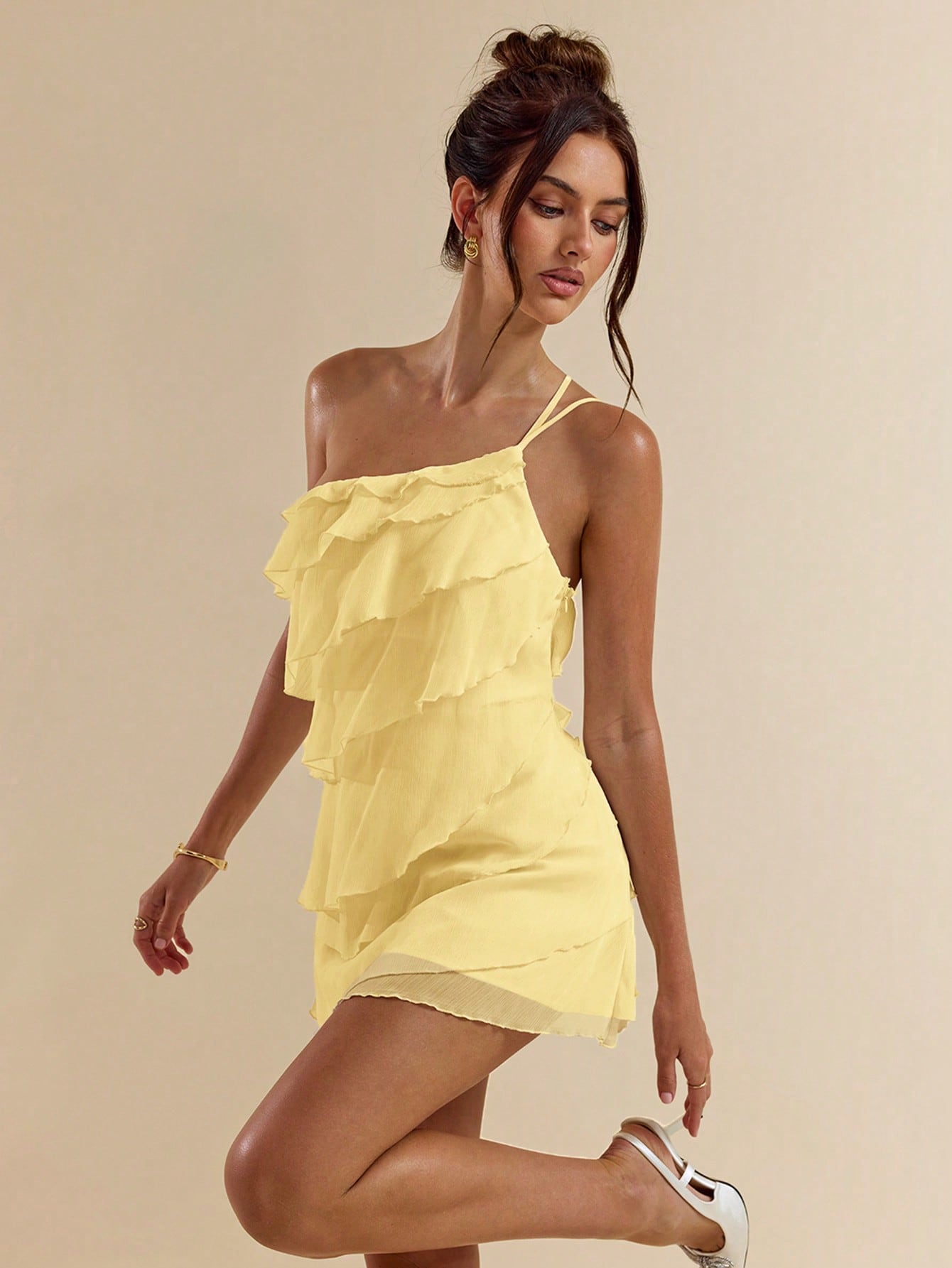 Robe mini abricot à superposition feuilles de lotus