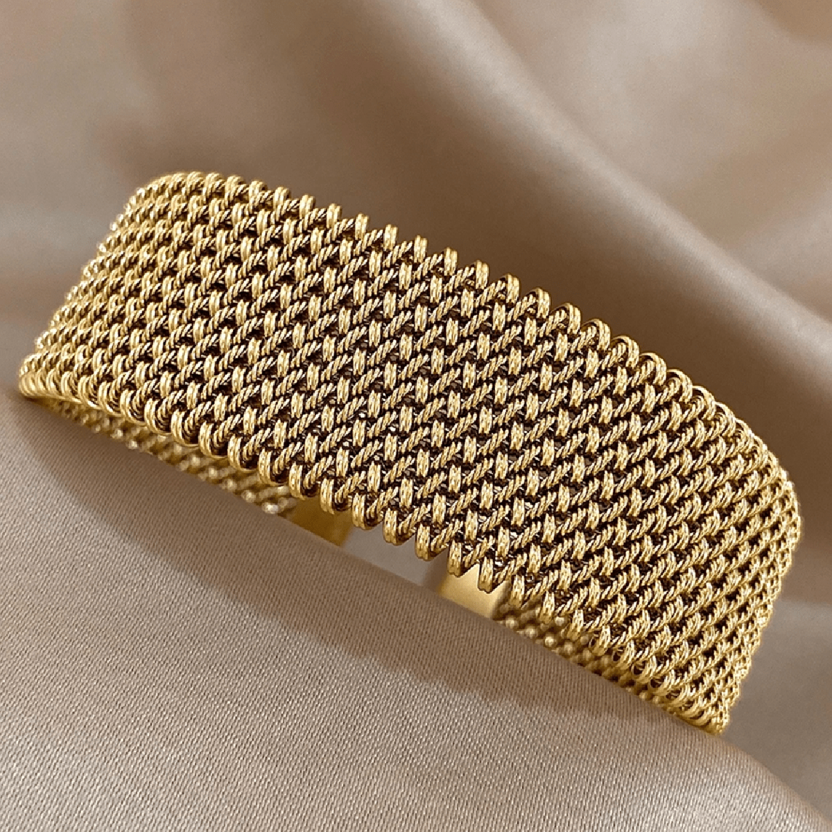 Bracelet tressé or 18 carats pour femme