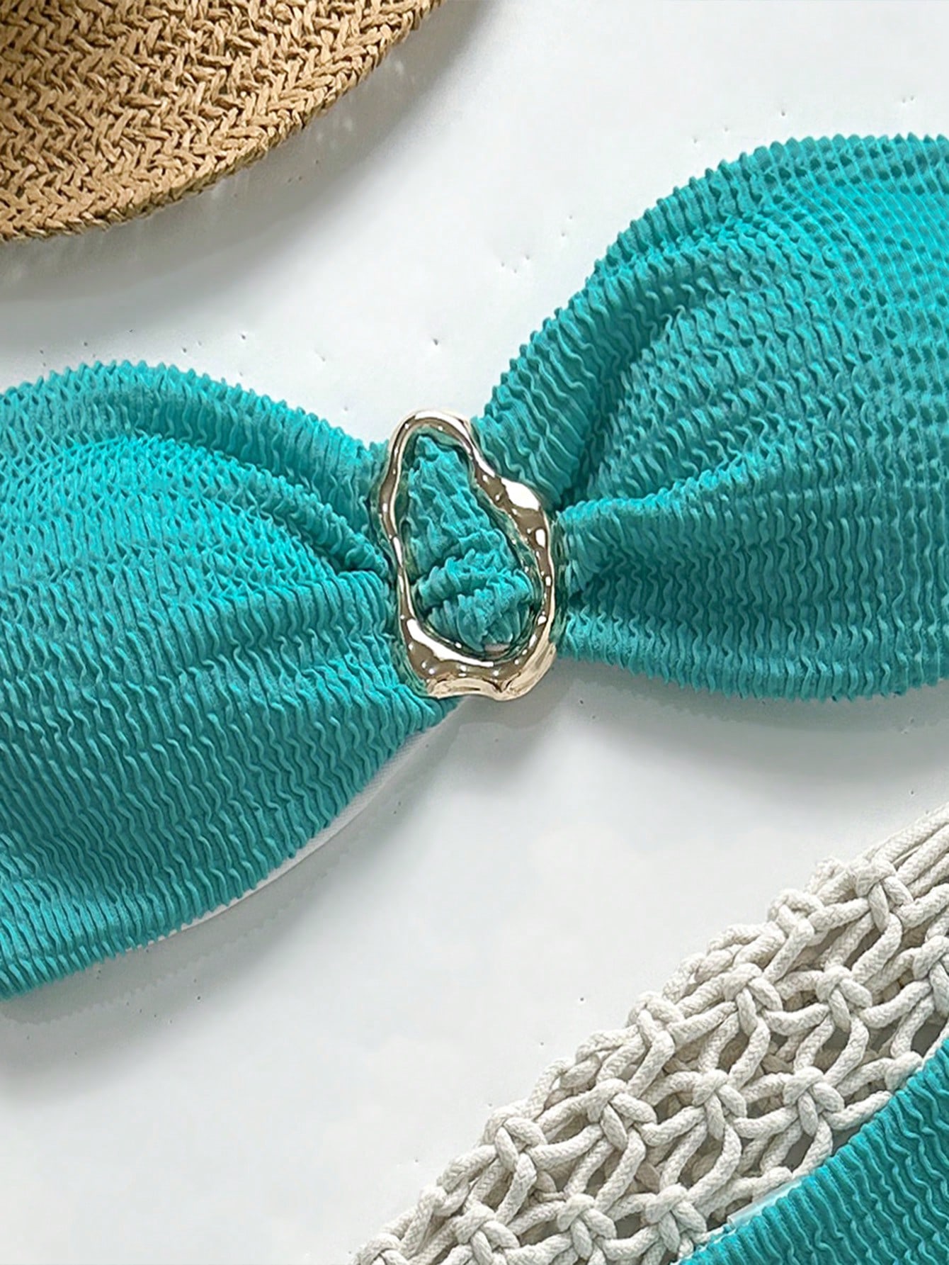 Bikini sans bretelles jacquard avec déco métallique