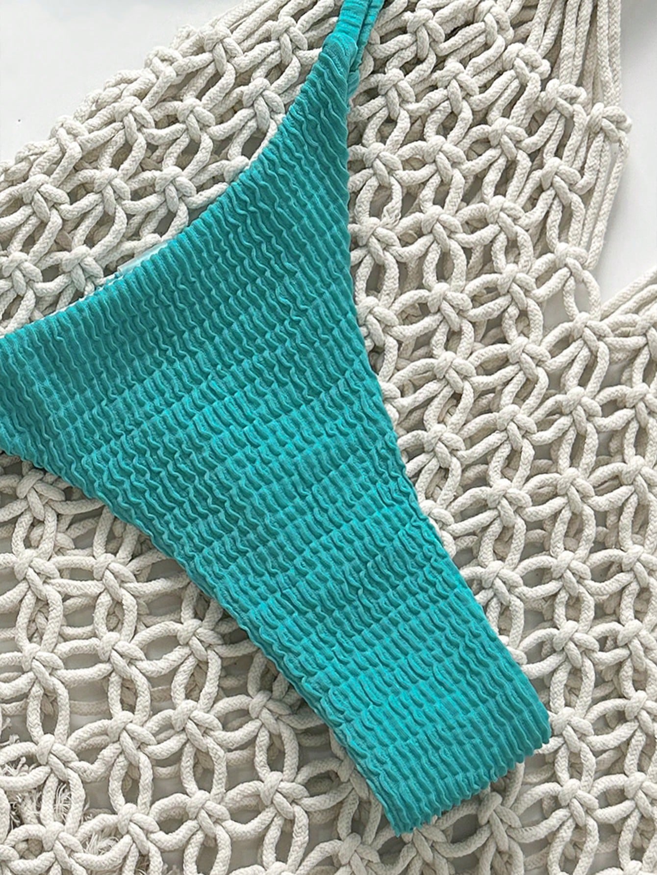 Bikini sans bretelles jacquard avec déco métallique