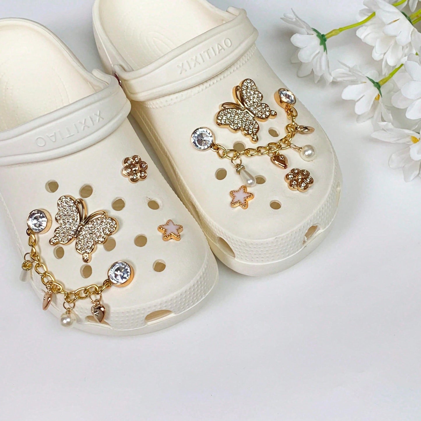 Lot de 8 breloques brillantes pour chaussures en métal synthétique léger