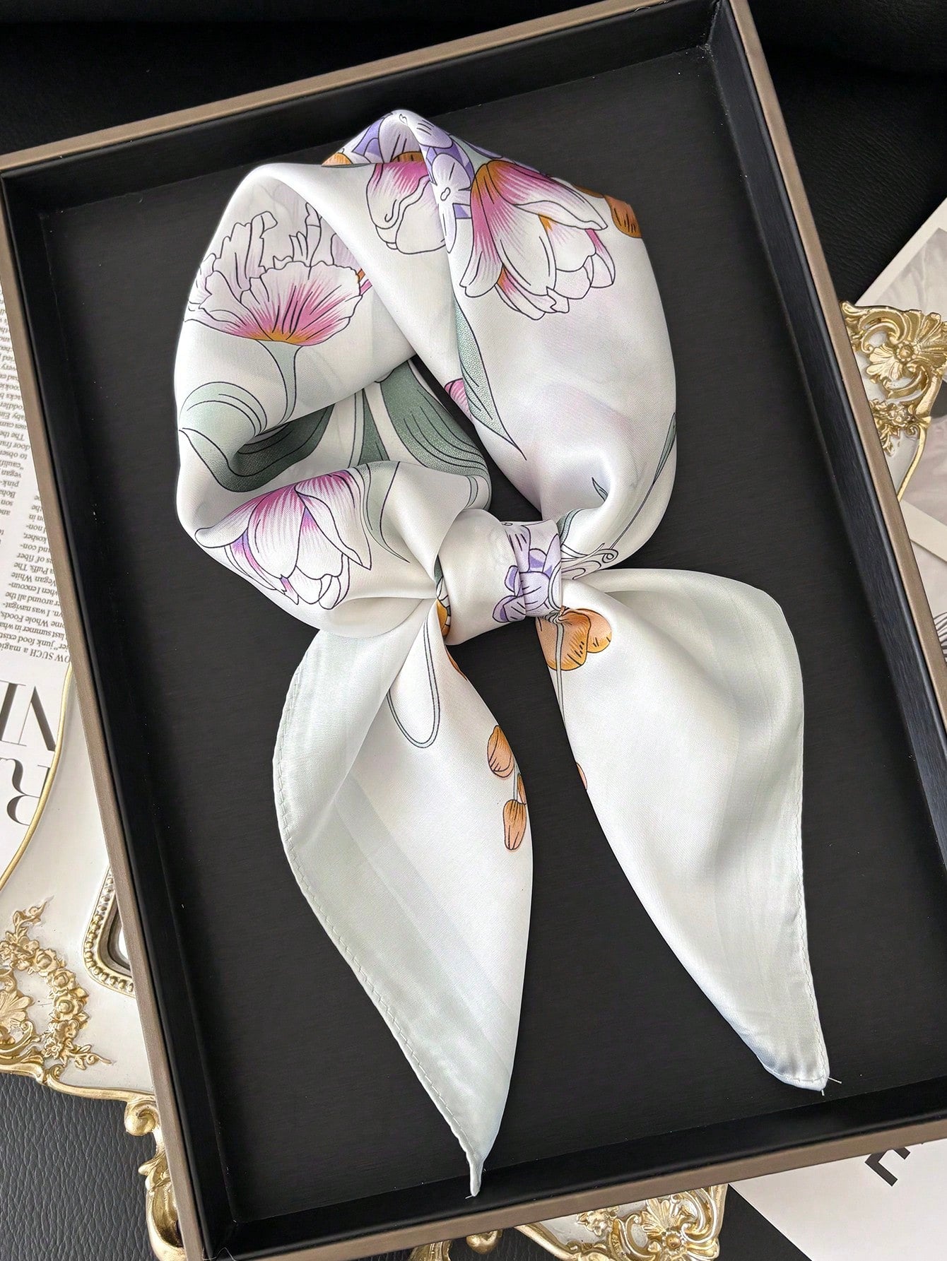 Foulard en satin 70x70cm pour femmes - Imprimé bandana