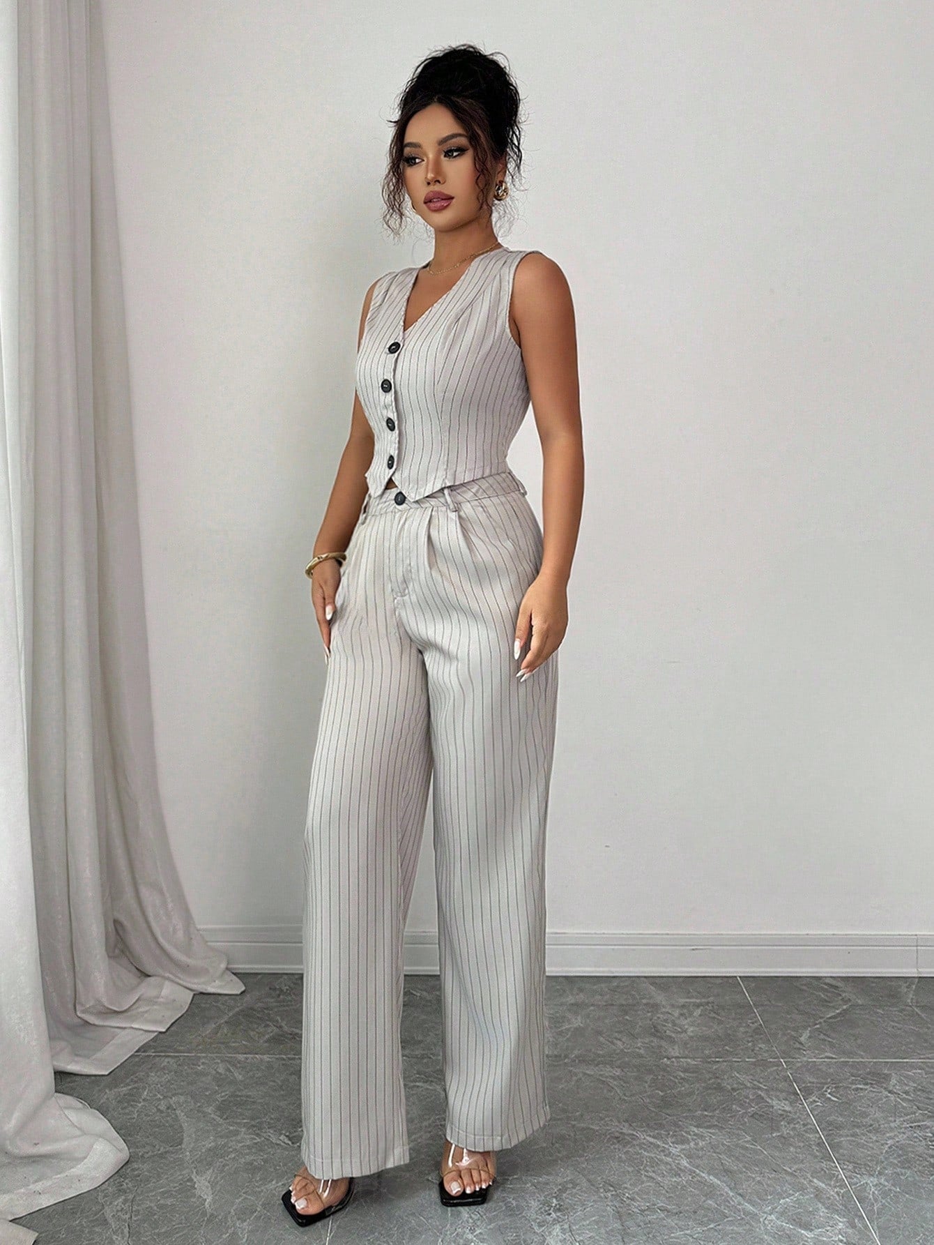 Ensemble femme gilet carreaux et pantalon ample décontracté
