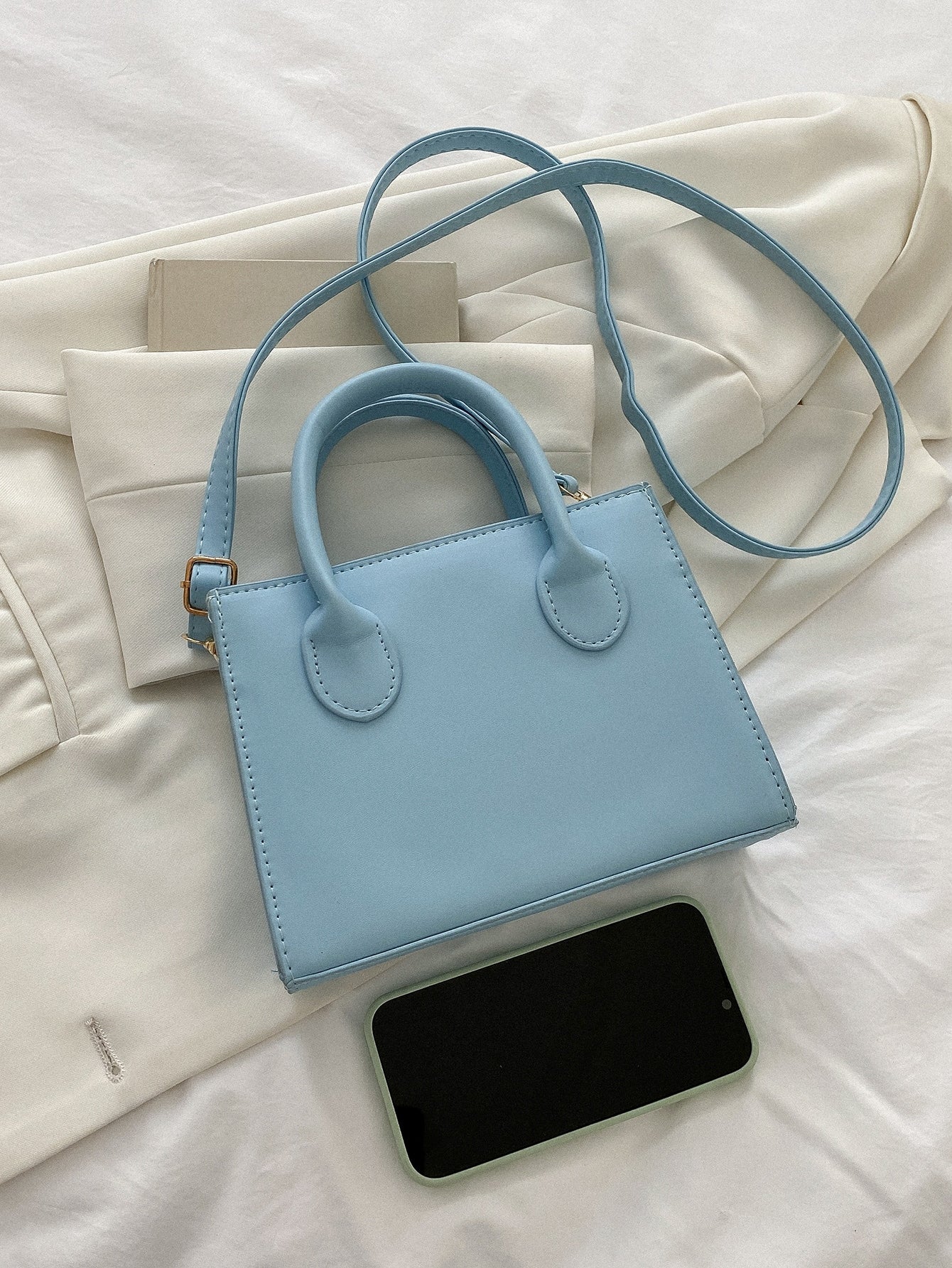Sac carré minimaliste à double poignée