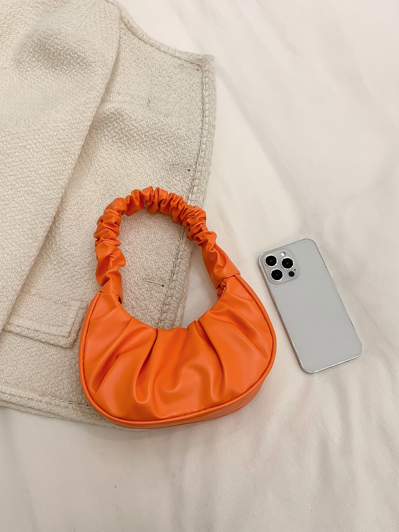 Sac à main plissé nuage femme