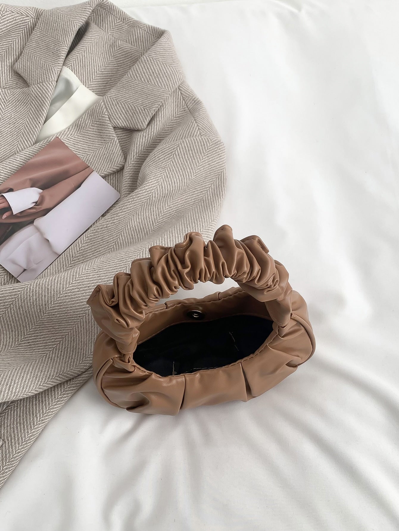 Sac bandoulière femme plissé en croissant