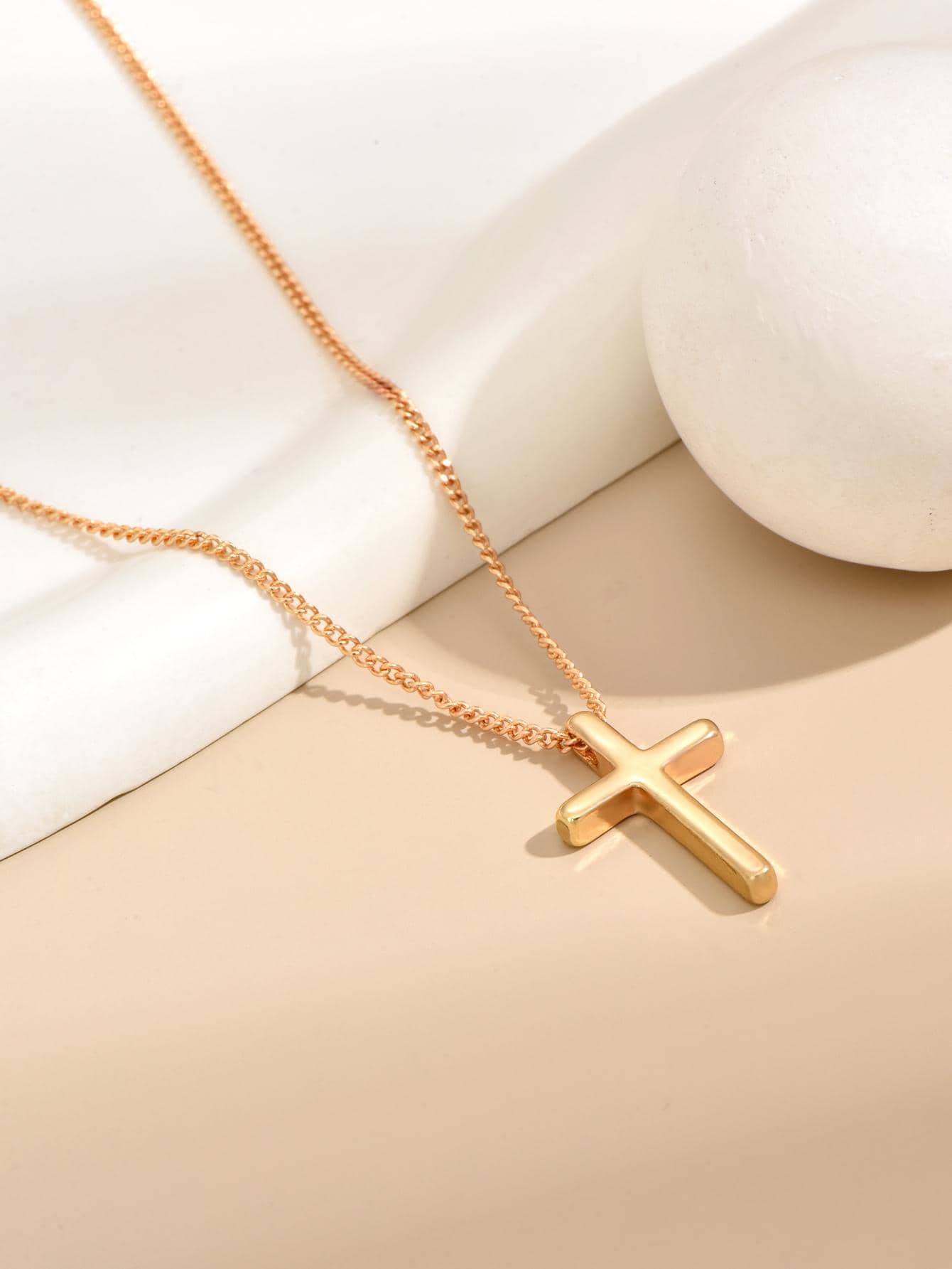 Collier croix breloque