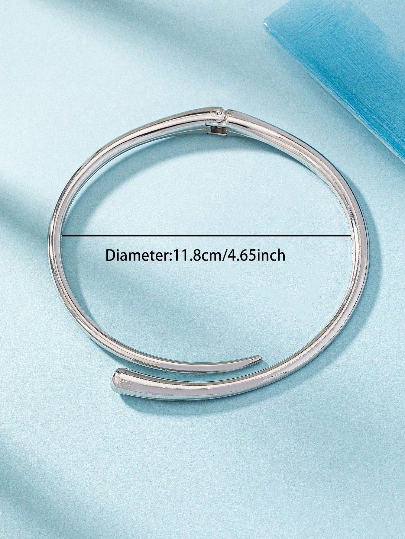 Collier métal simple pour femme