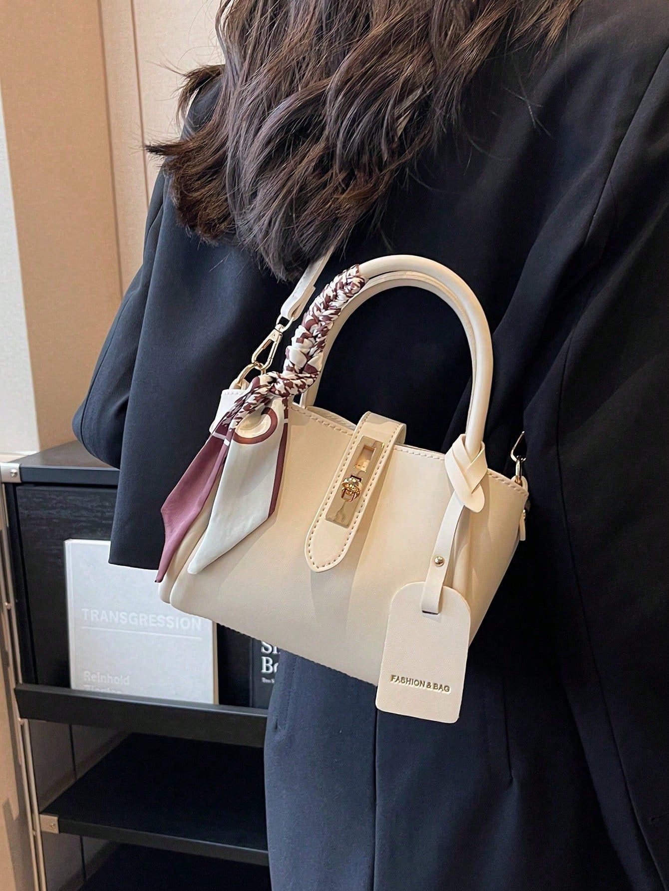 Sac fourre-tout PU avec foulard en soie - Sac à main pour femmes