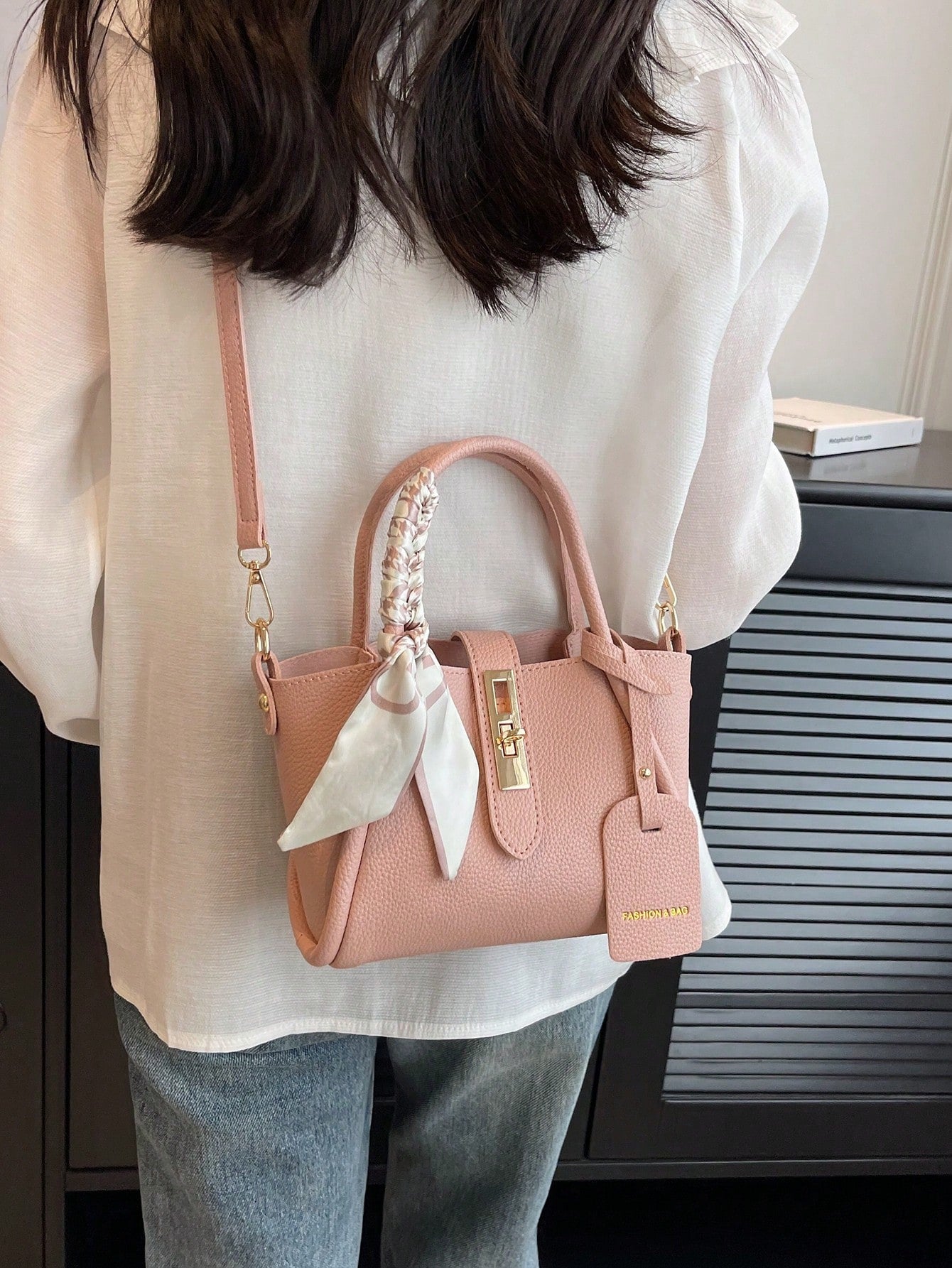 Sac à main PU avec sangle et foulard - Usage quotidien
