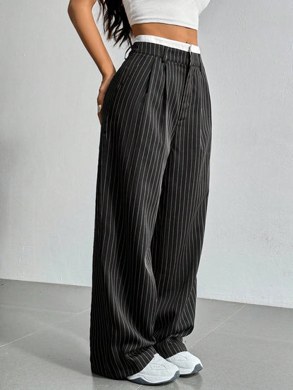 Pantalon costume femme taille haute rayures larges