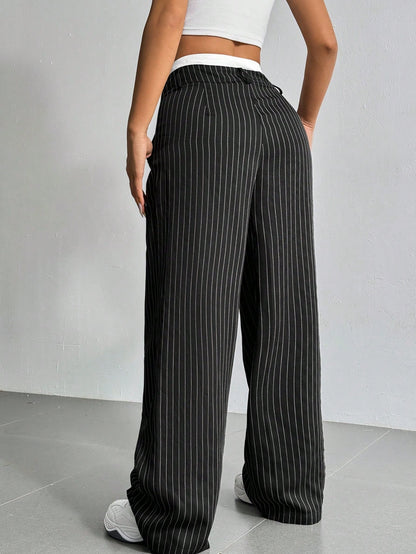 Pantalon costume femme taille haute rayures larges