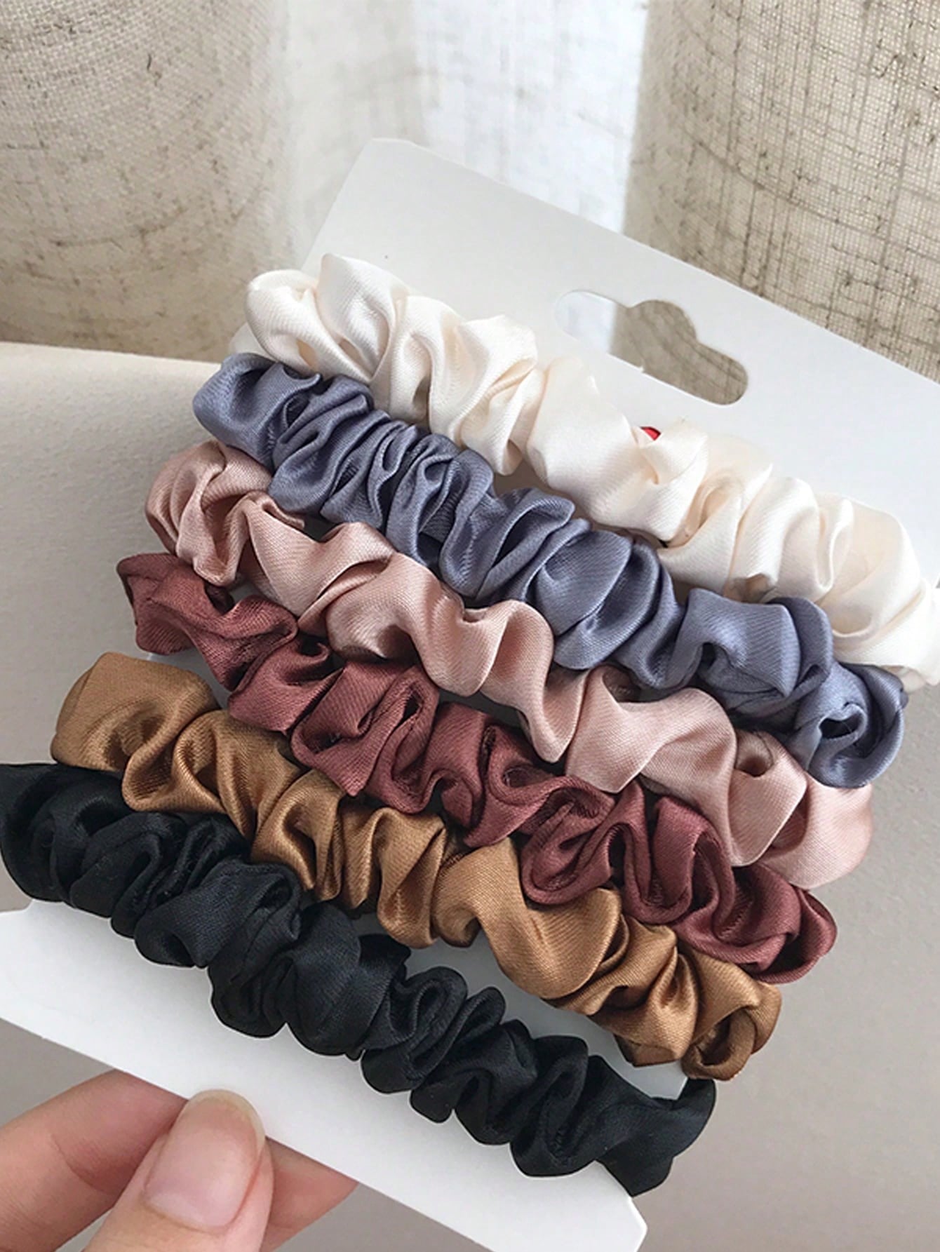 Chouchous satin 6 pièces - Noir, blanc, rose, bleu - Taille moyenne