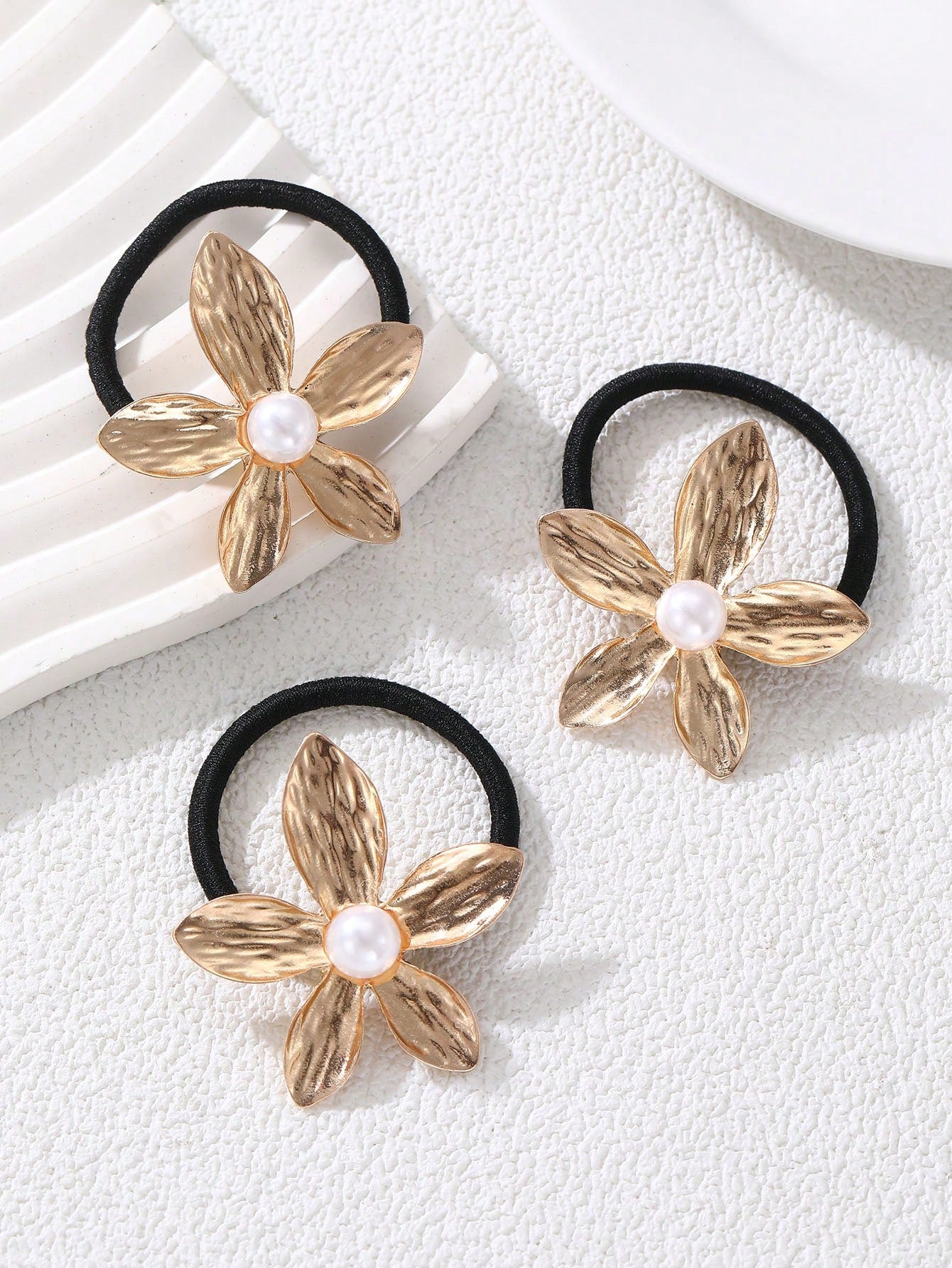 Élastiques à Cheveux 3 pièces - Fleur Métallique Dorée