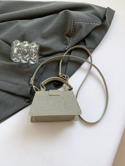 Pochette femme carrée mini unie polyvalente