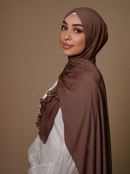 Foulard doux tricoté avec bordure ondulée pour femmes
