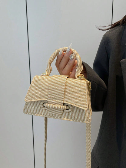 Pochette femme carrée mini en cuir uni