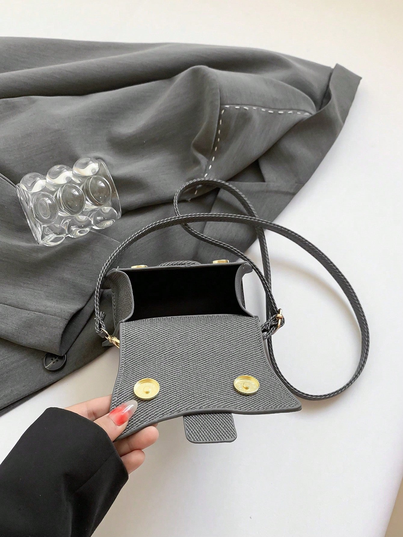 Pochette carrée mini femme couleur unie