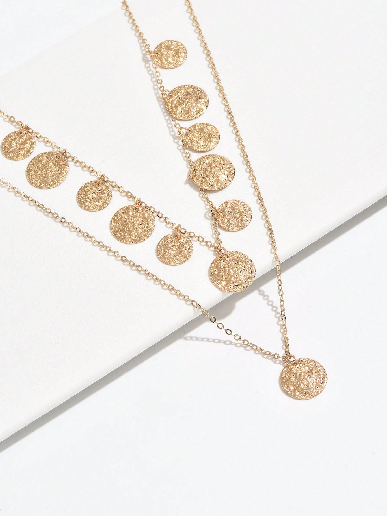 Collier pendentif pièce métal franges style punk pour femme