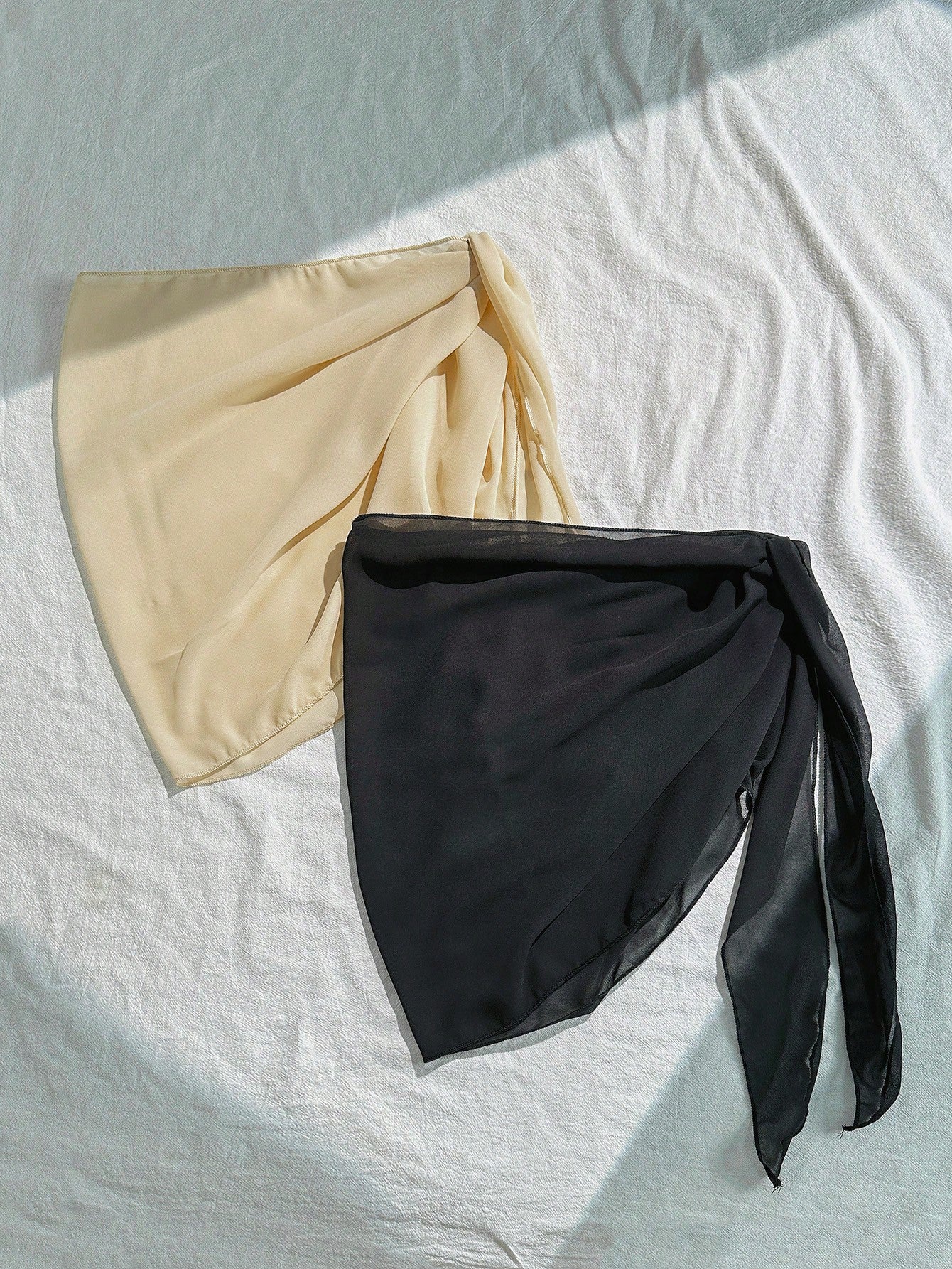 Robe de plage maille asymétrique 2 pièces