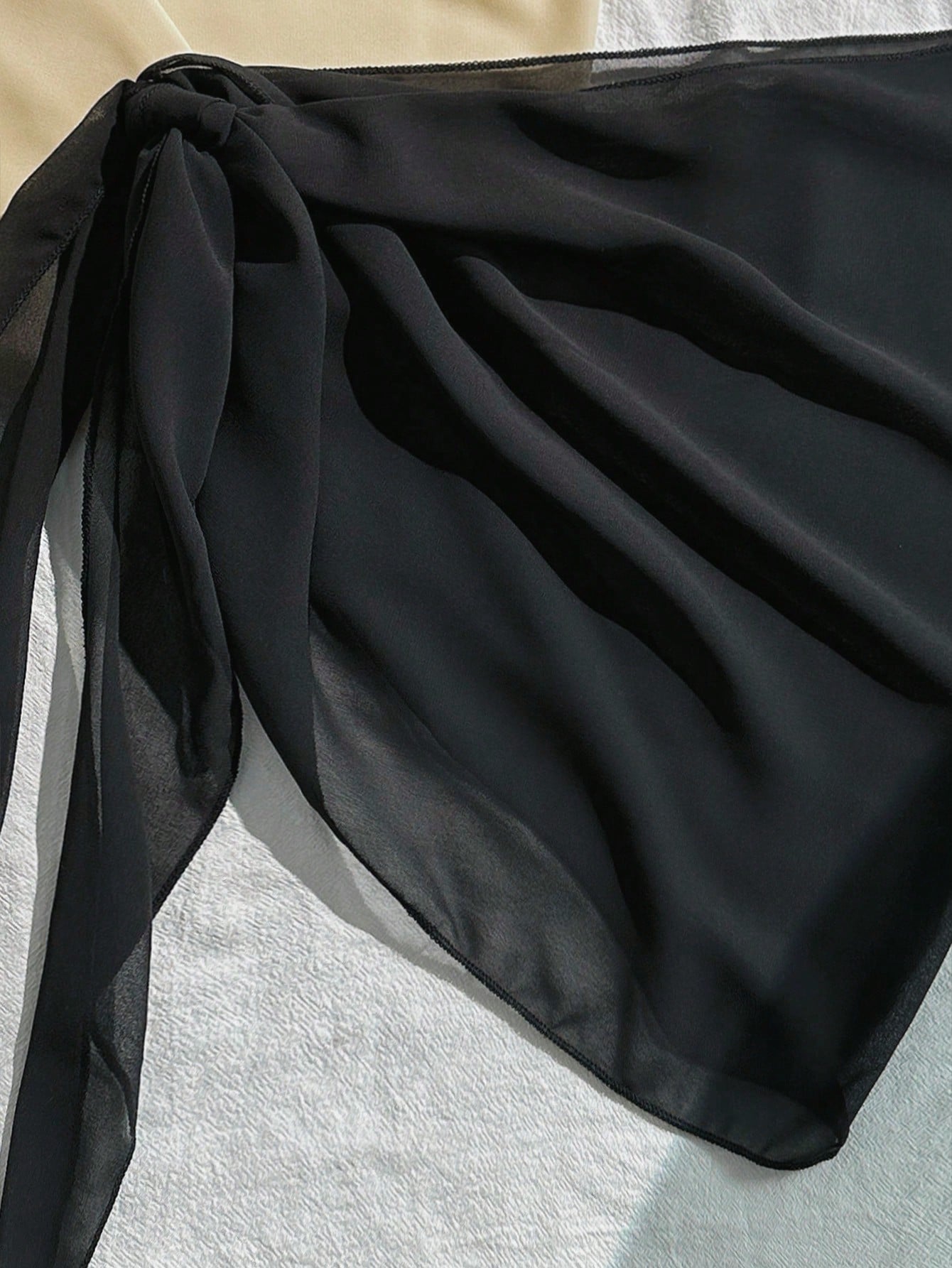 Robe de plage maille asymétrique 2 pièces