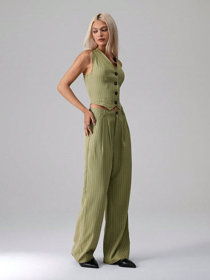 Ensemble costume gilet pantalon rayé ajusté