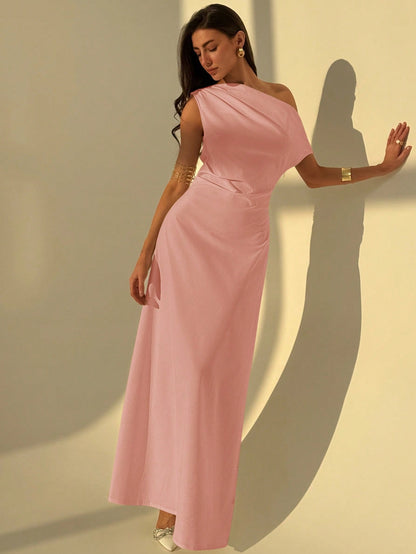 Robe maxi asymétrique unie avec taille froncée