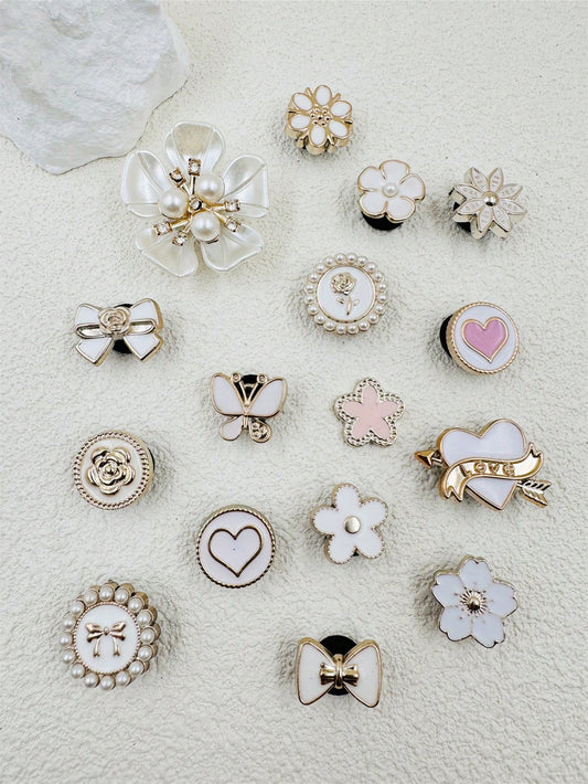16 Perles Décoratives Résine pour Chaussures - Cœurs et Papillons