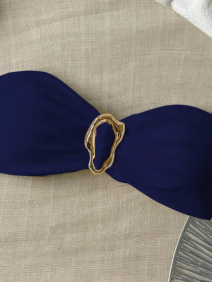 Top de bikini bandeau femme unie avec déco métallique
