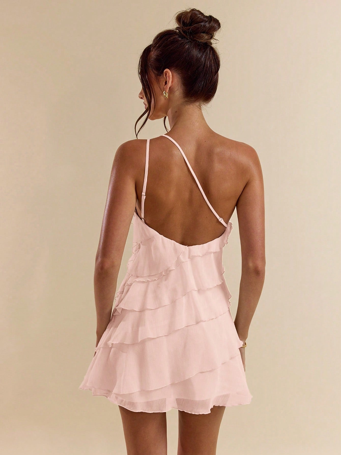 Robe mini fleurie abricot pour soirées et sorties