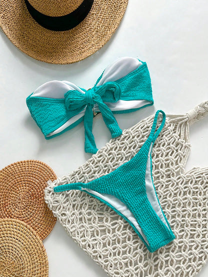 Bikini sans bretelles jacquard avec déco métallique