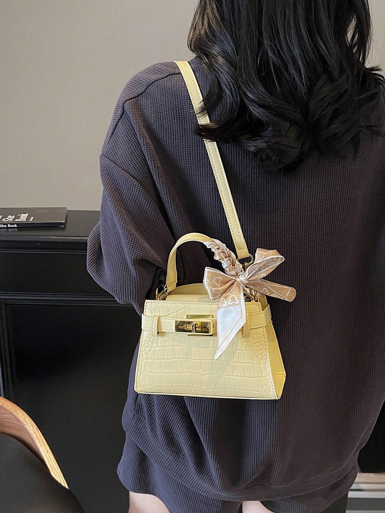 Sac à main mini femme motif crocodile avec bandoulière