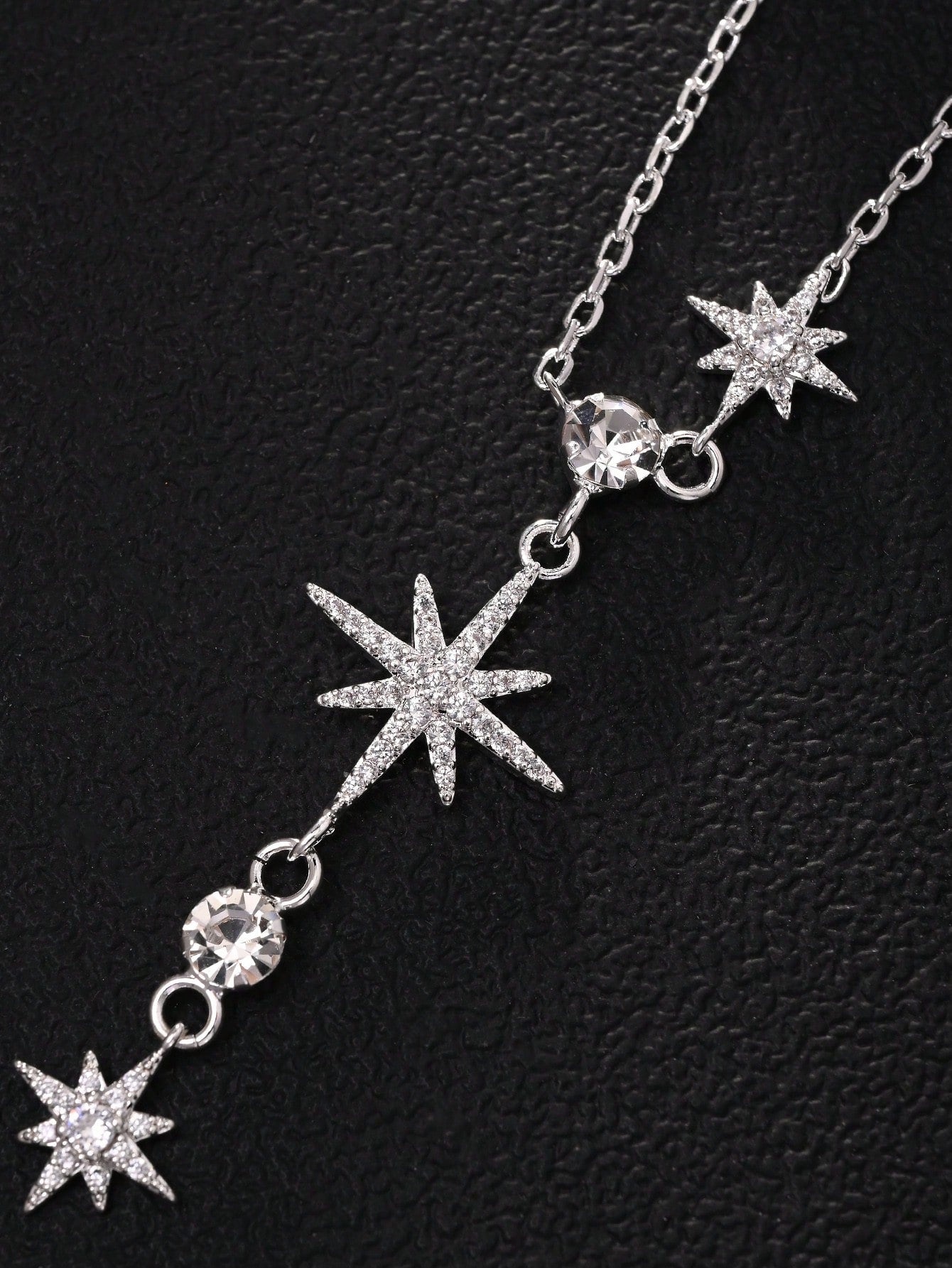 Collier ras-de-cou étoile zirconia pour femme