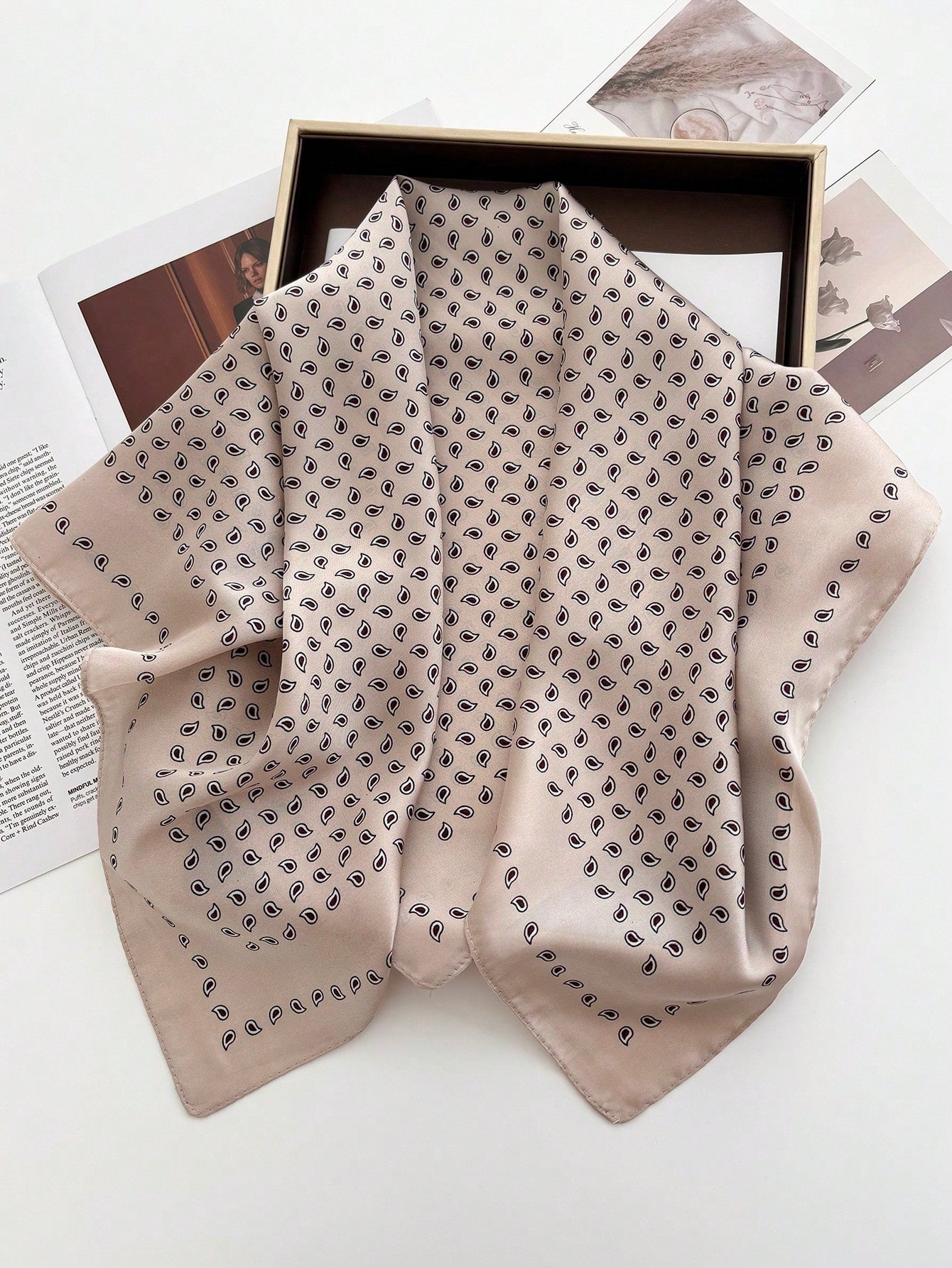 Foulard carré satin 70x70cm pour femmes - imprimé bandana écharpe