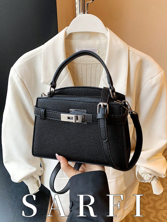 Sac à main bandoulière motif litchi, sangle réglable, cuir