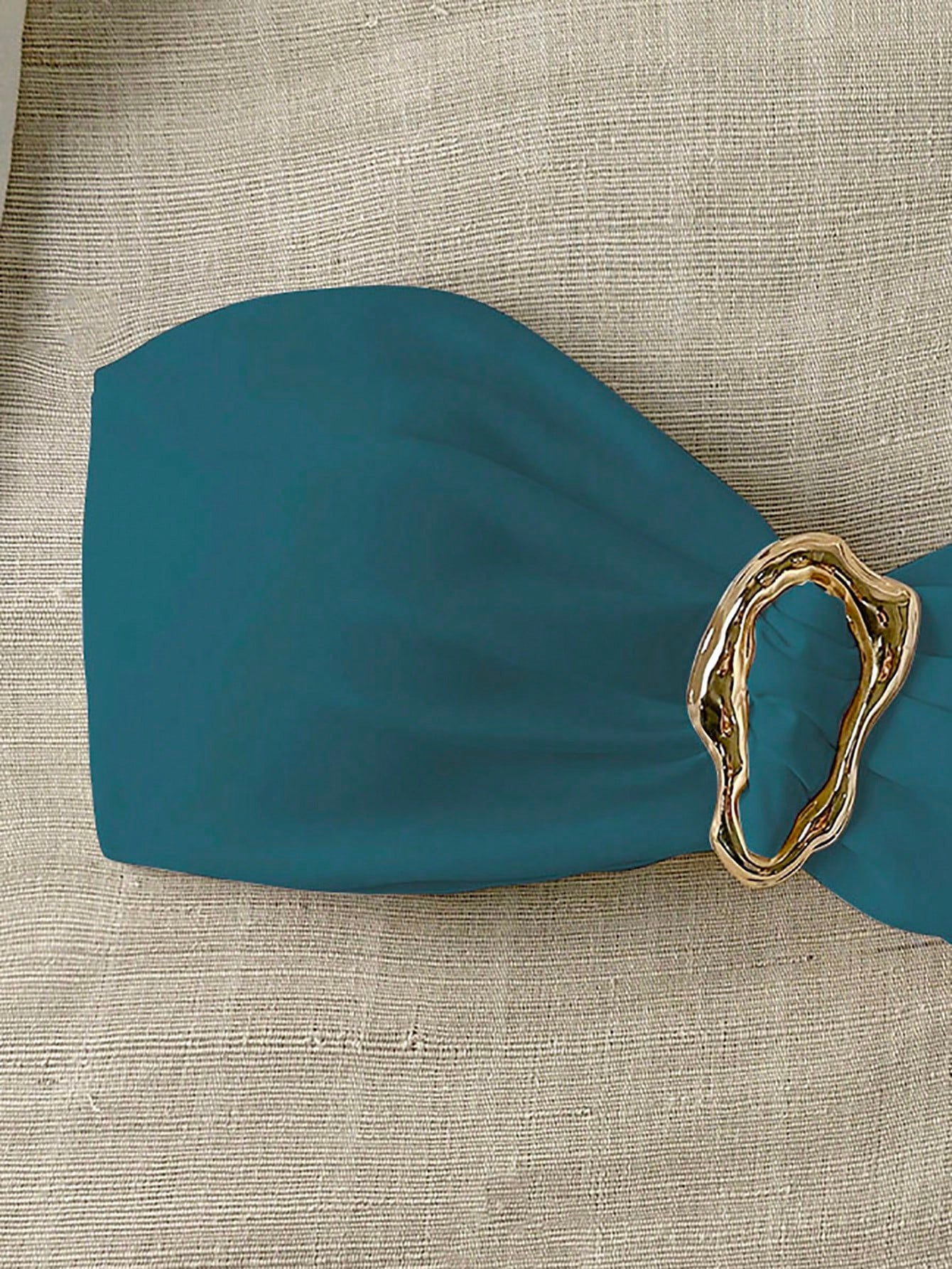 Top de bikini bandeau femme uni avec décoration métallique