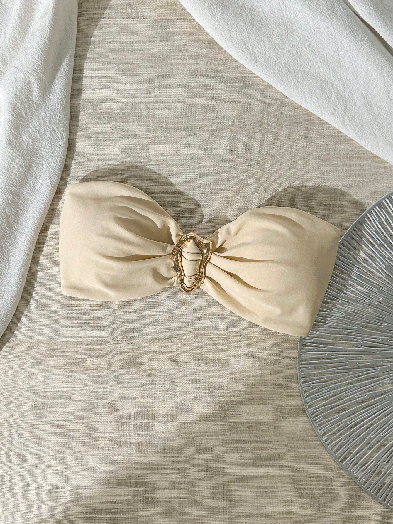 Top de bikini bandeau femme, couleur unie, décoration métallique