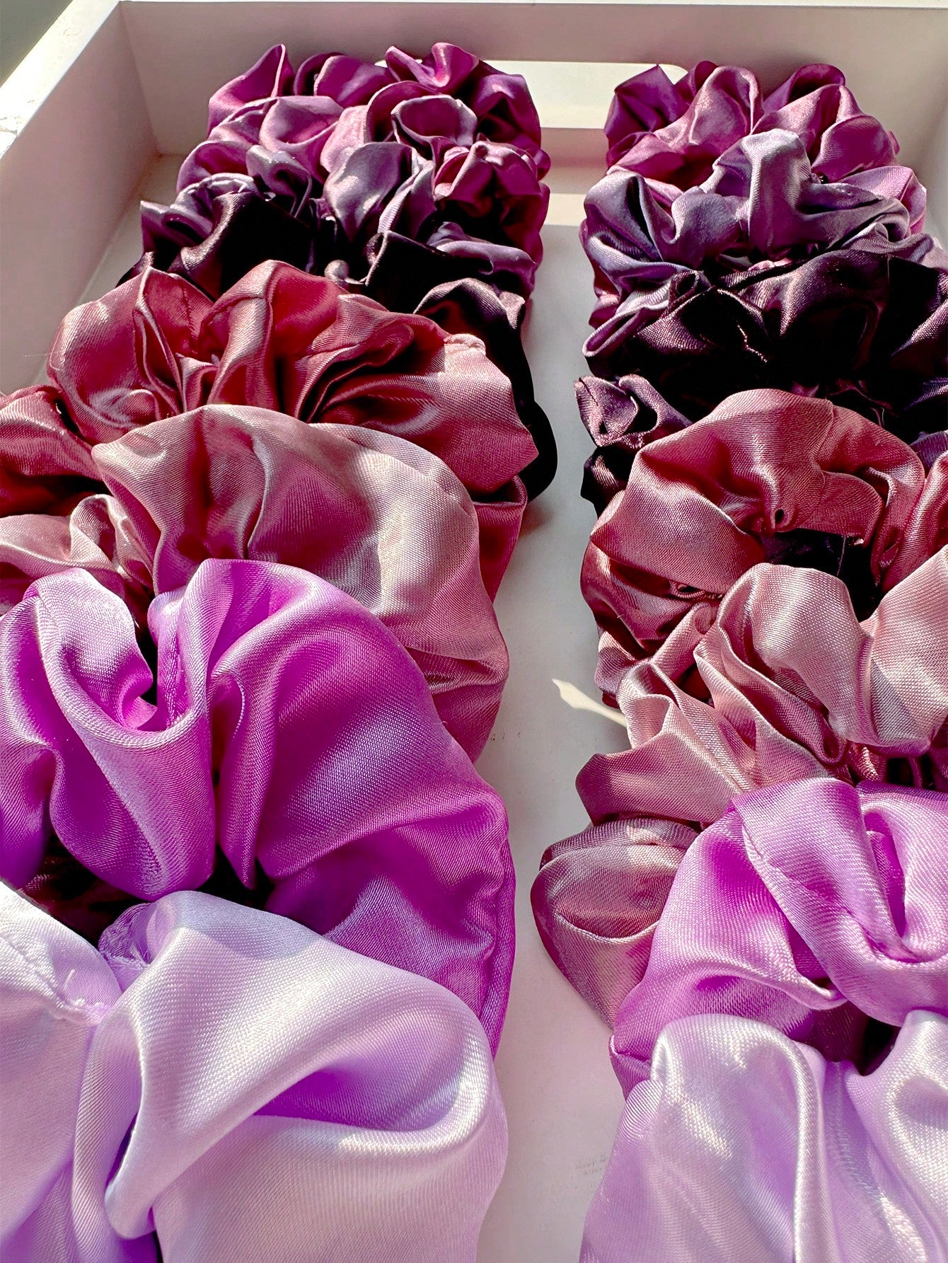 Chouchous satin 16 pièces - Élastique large couleur unie
