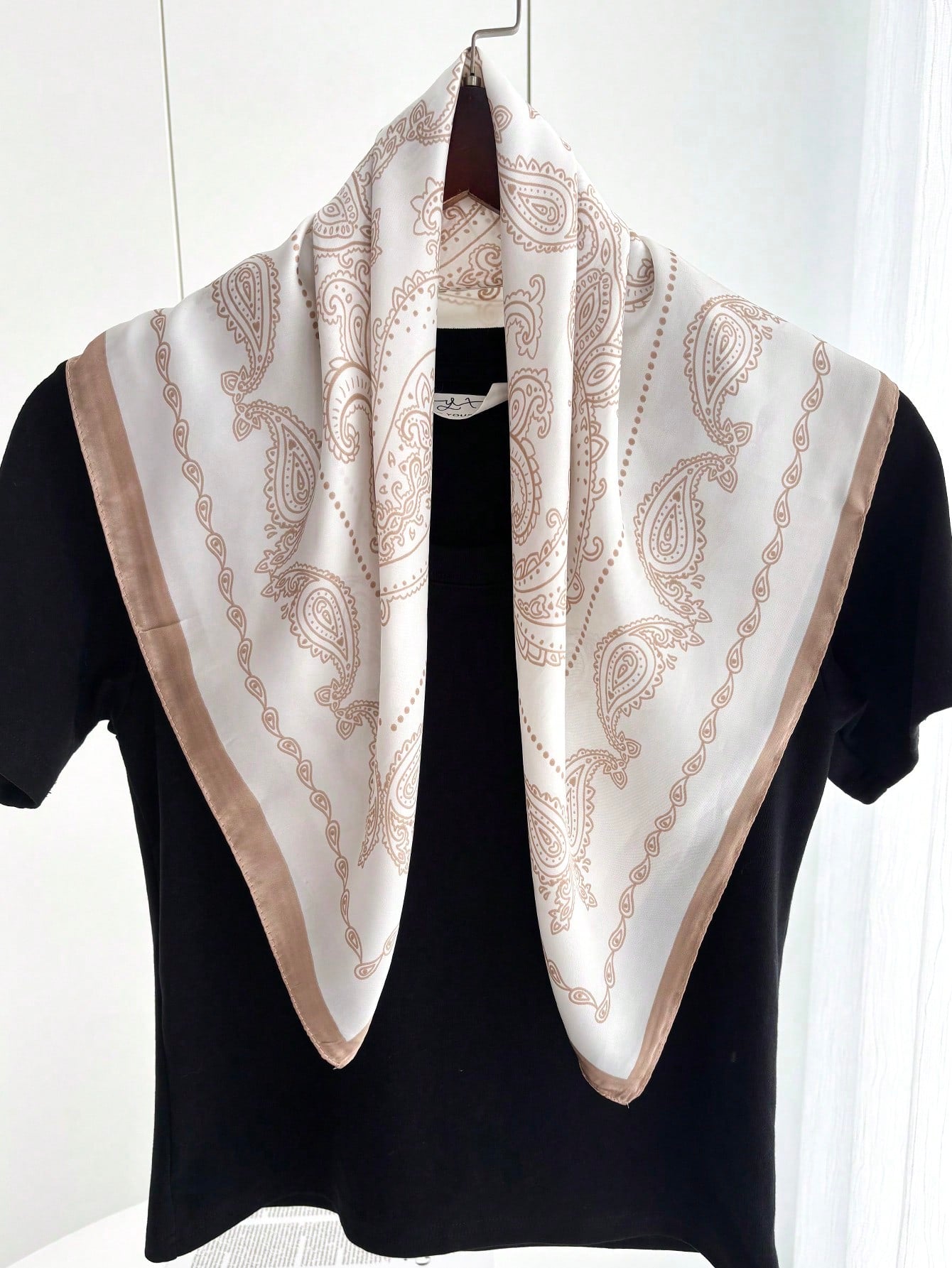 Foulard carré satin 70x70cm imprimé femme - bandana écharpe hijab
