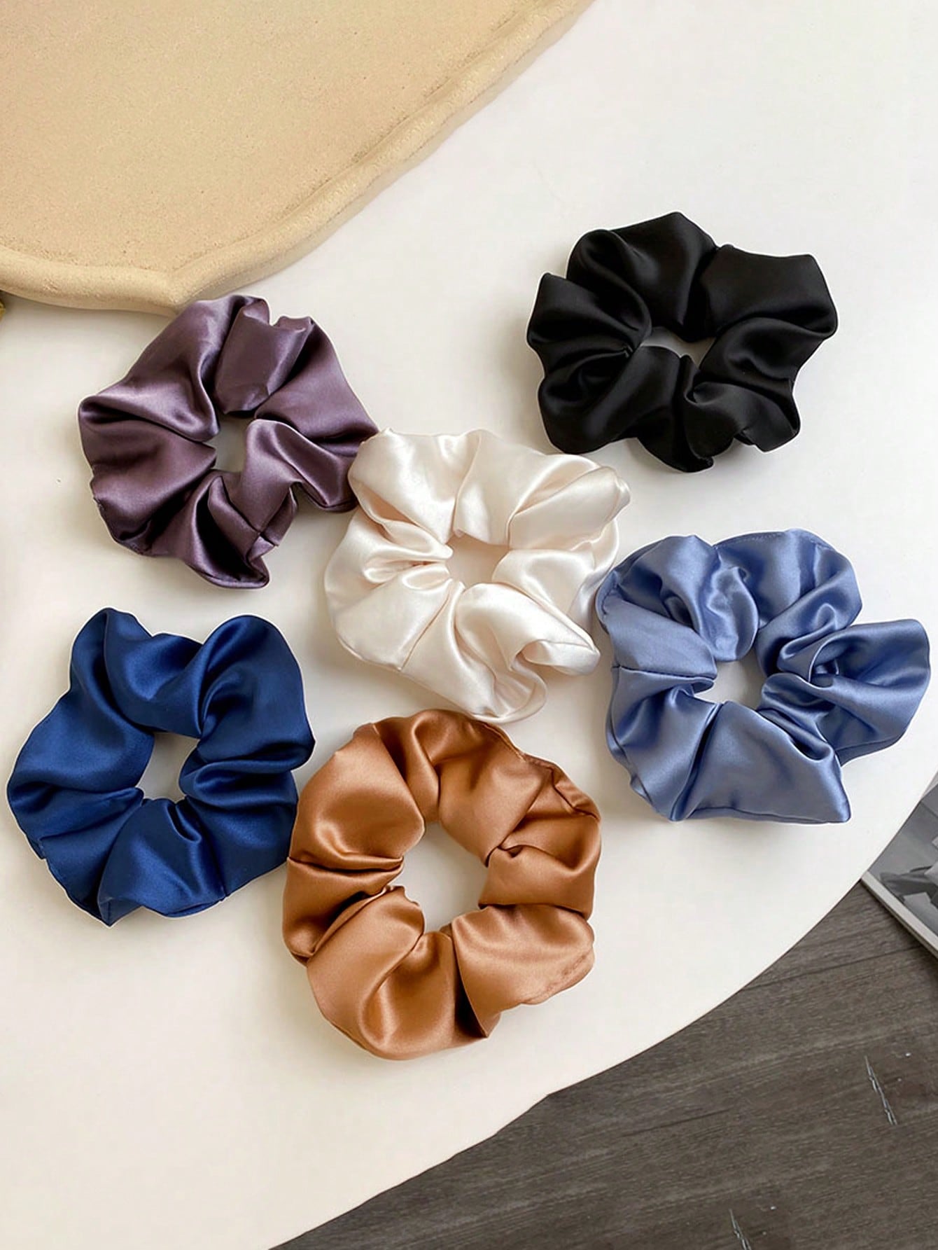 Chouchous satin 6 pièces - Noir, blanc, rose, bleu - Taille moyenne