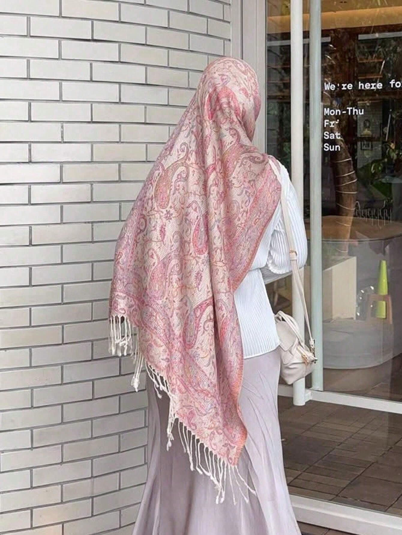 Écharpe jacquard cachemire à franges - Modèle rose