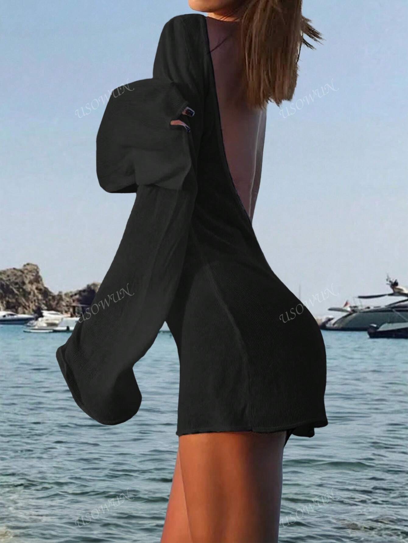 Robe de plage courte transparente dos nu manches évasées