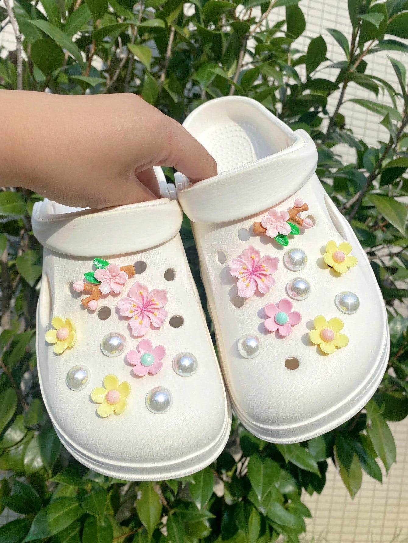 Clips à chaussures perles fleurs 18 pièces DIY